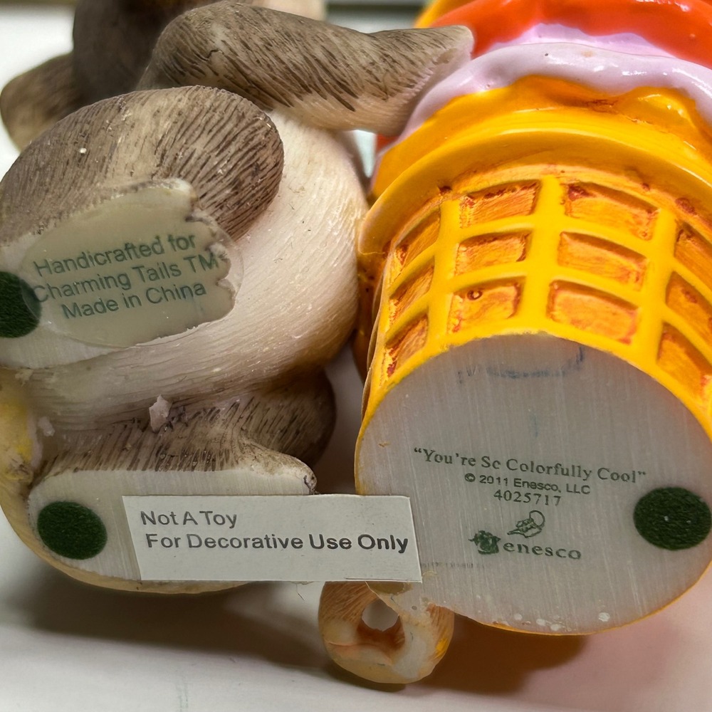 Enesco Charming Tails Youre So Colorfully Cool Mouse Ice Cream Figurine 4025717 - Picture 9 of 10